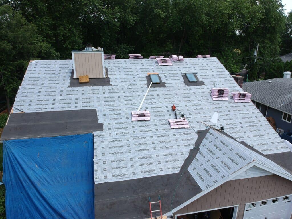 Professional Roofing Services Woodstock IL 